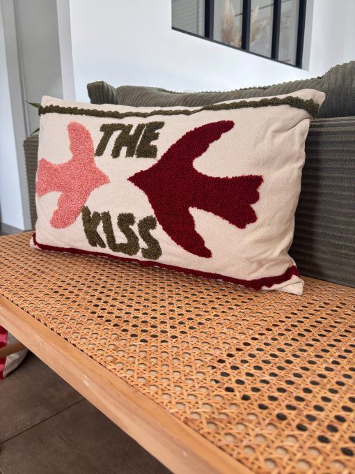 Coussin the kiss