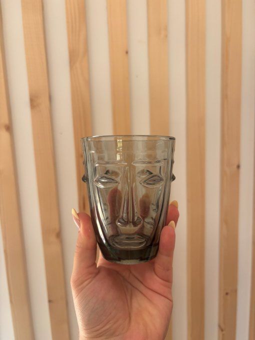 Verre visage noir unité