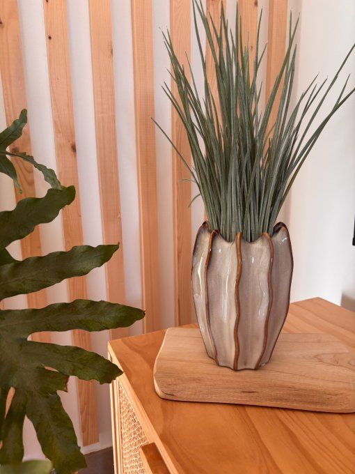 Vase en céramique beige 